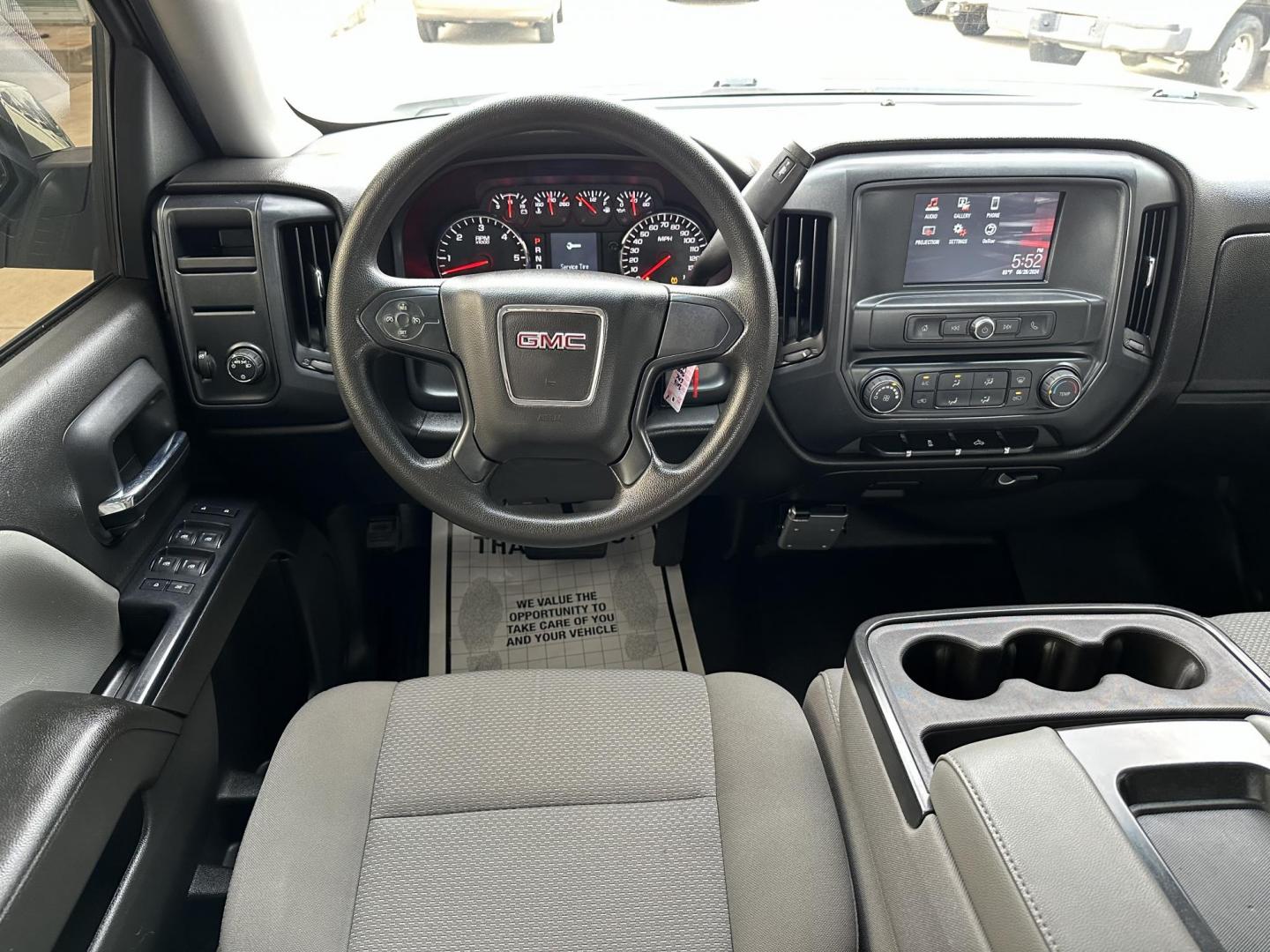 2016 White /Silver GMC Sierra 1500 Base Crew Cab Long Box 2WD (3GTP1LEC3GG) with an 5.3L V8 OHV 16V engine, 6A transmission, located at 1501 West 15th St., Houston, 77008, (713) 869-2925, 29.797941, -95.411789 - Photo#9