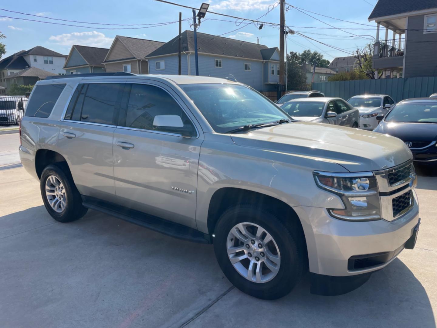 2016 Beige /Beige Chevrolet Tahoe LS 2WD (1GNSCAKCXGR) with an 5.3L V8 OHV 16V engine, 6A transmission, located at 1501 West 15th St., Houston, 77008, (713) 869-2925, 29.797941, -95.411789 - Photo#1