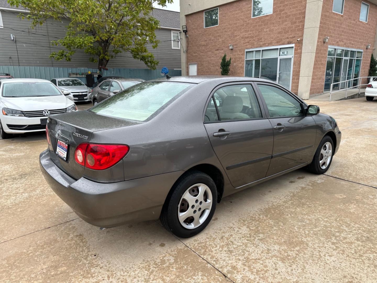 2008 Gray /Silver Toyota Corolla CE (1NXBR32E58Z) with an 1.8L L4 DOHC 16V engine, Automatic transmission, located at 1501 West 15th St., Houston, 77008, (713) 869-2925, 29.797941, -95.411789 - Photo#3