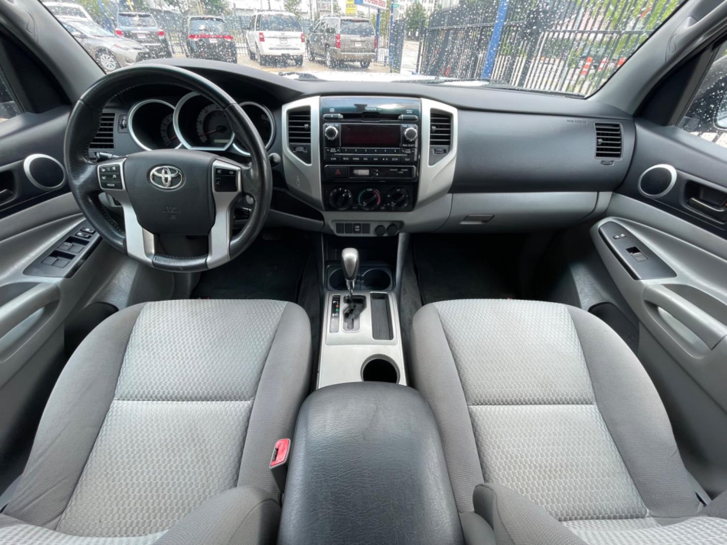 2012 Silver /Silver Toyota Tacoma Sr5 (5TFJX4GN3CX) with an 2.7L engine, Automatic transmission, located at 1501 West 15th St., Houston, 77008, (713) 869-2925, 29.797941, -95.411789 - Photo#9