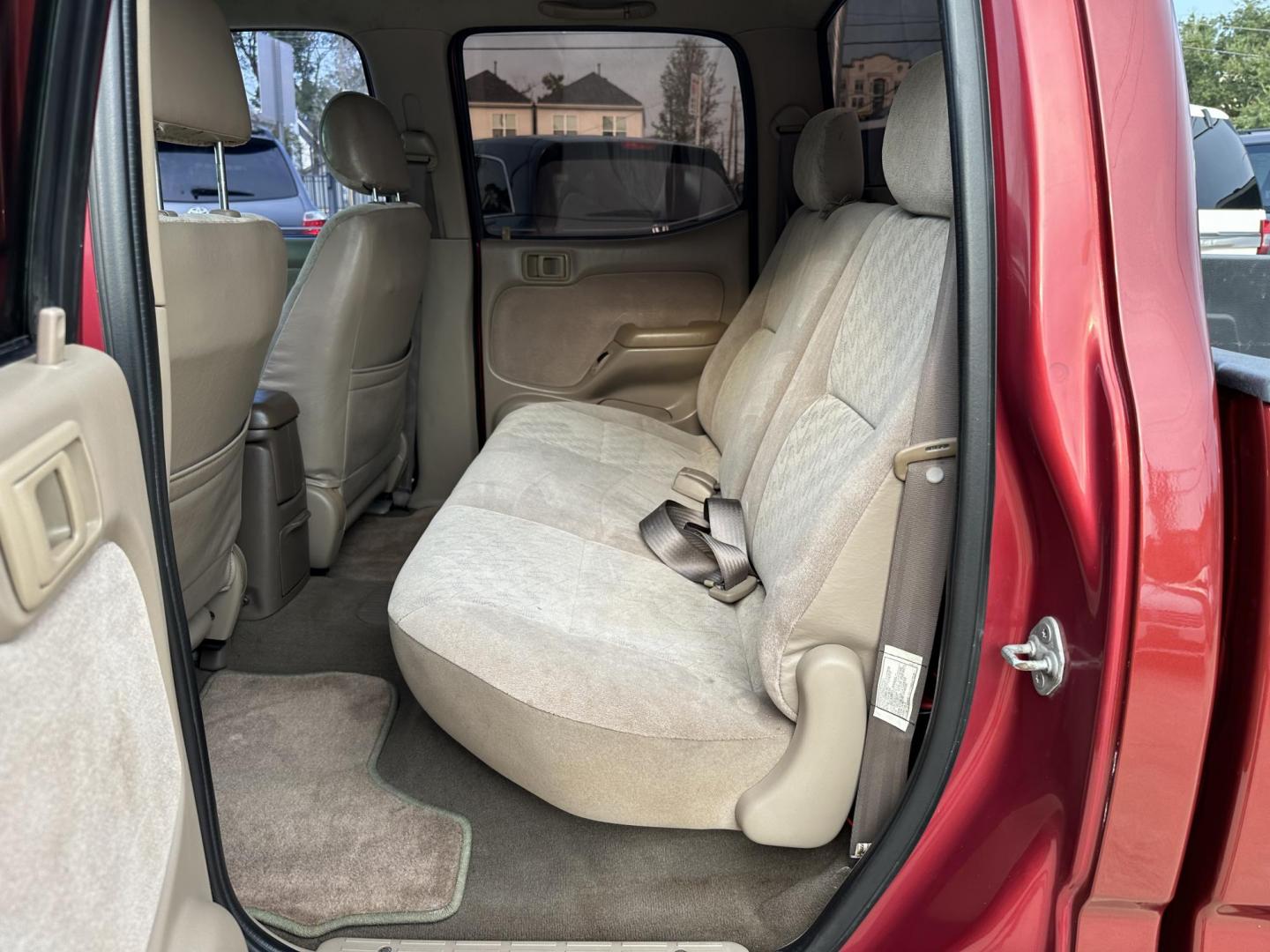 2001 Toyota Tacoma PreRunner Double Cab V6 2WD (5TEGN92N41Z) with an 3.4L V6 DOHC 24V engine, 4-Speed Automatic Overdrive transmission, located at 1501 West 15th St., Houston, 77008, (713) 869-2925, 29.797941, -95.411789 - Photo#7