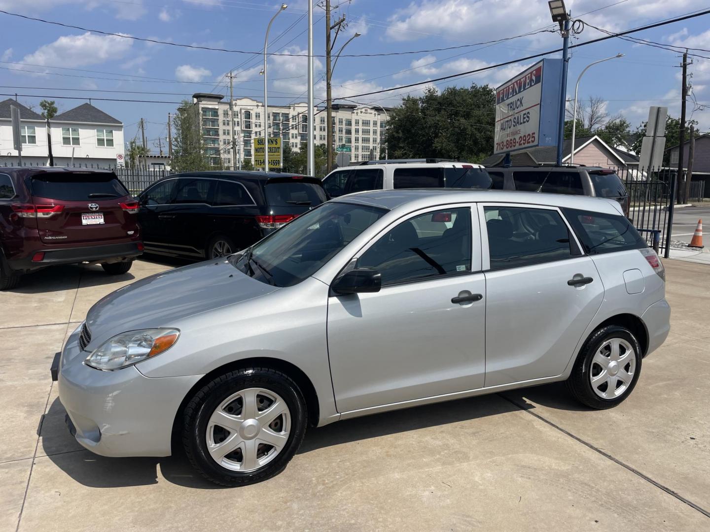 2008 Silver /Gray Toyota Matrix 2WD (2T1KR32E98C) with an 1.8L L4 DOHC 16V engine, Automatic transmission, located at 1501 West 15th St., Houston, 77008, (713) 869-2925, 29.797941, -95.411789 - Photo#0