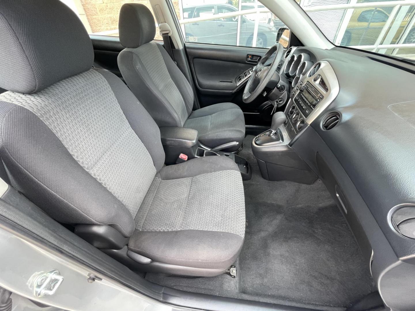 2008 Silver /Gray Toyota Matrix 2WD (2T1KR32E98C) with an 1.8L L4 DOHC 16V engine, Automatic transmission, located at 1501 West 15th St., Houston, 77008, (713) 869-2925, 29.797941, -95.411789 - Photo#7