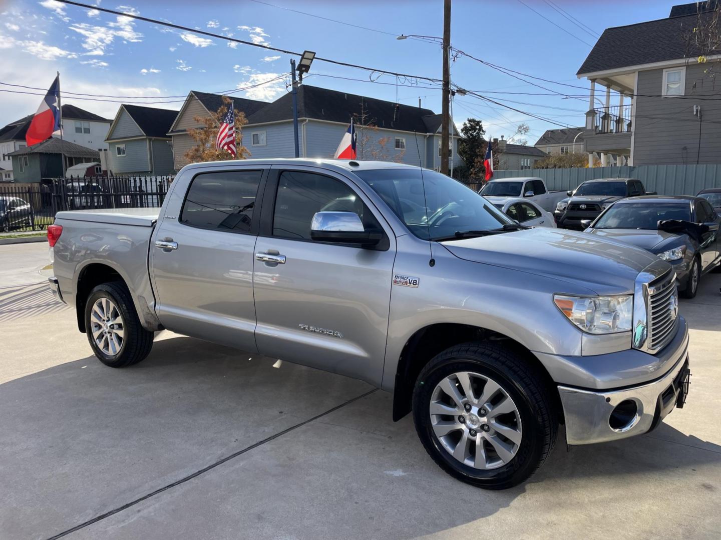 2010 Silver /Silver Toyota Tundra Limited 5.7L FFV CrewMax 4WD (5TFHW5F12AX) with an 5.7L V8 DOHC 32V FFV engine, 6-Speed Automatic Overdrive transmission, located at 1501 West 15th St., Houston, 77008, (713) 869-2925, 29.797941, -95.411789 - Photo#1